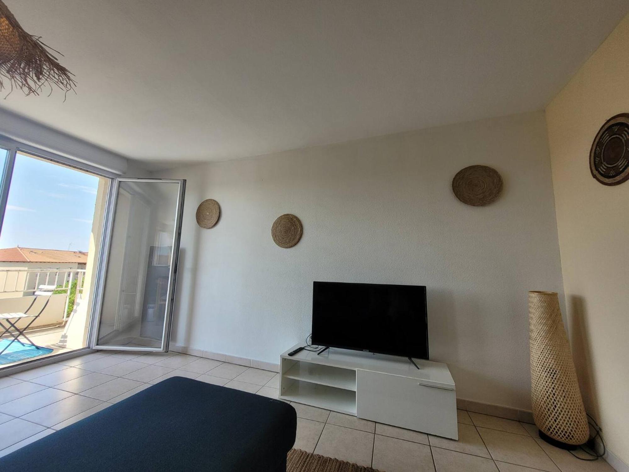 Le Jardin D'Hugo Apartment Лат Екстериор снимка